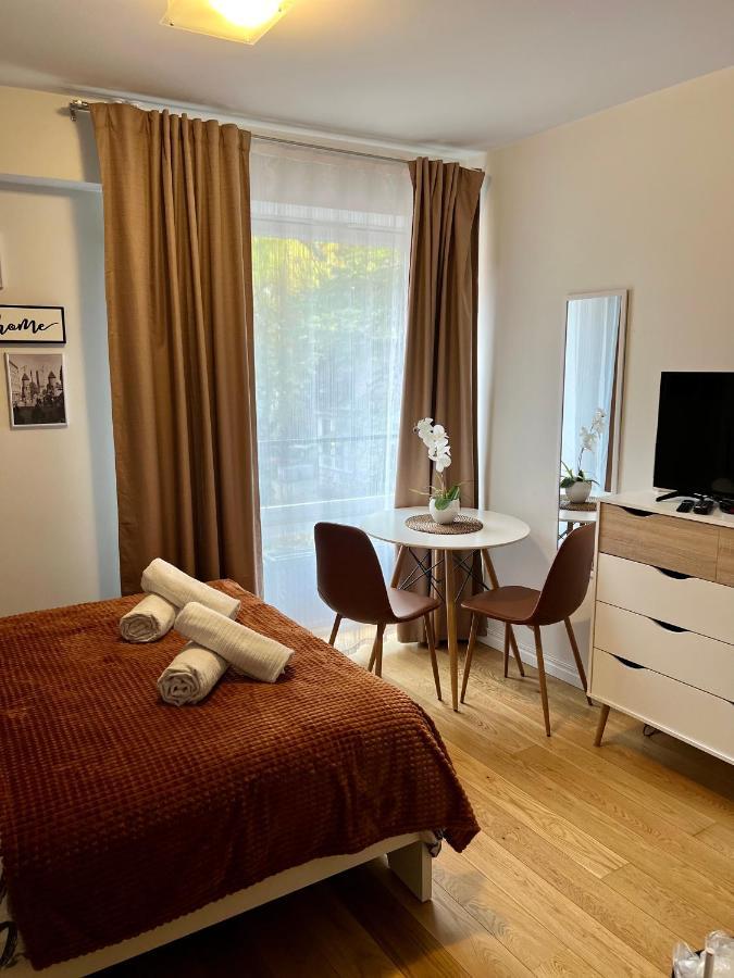 Tiny Cozy Studios Tallinn Exteriör bild